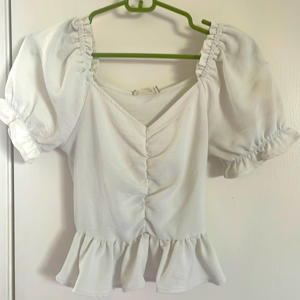 White, fitted blouson blouse, going out, casual w jeans, fun, flirty style